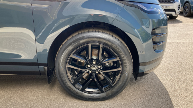 Land Rover Range Rover Evoque 2.0 D200 Edition 5dr Auto Diesel Hatchback - Image 47